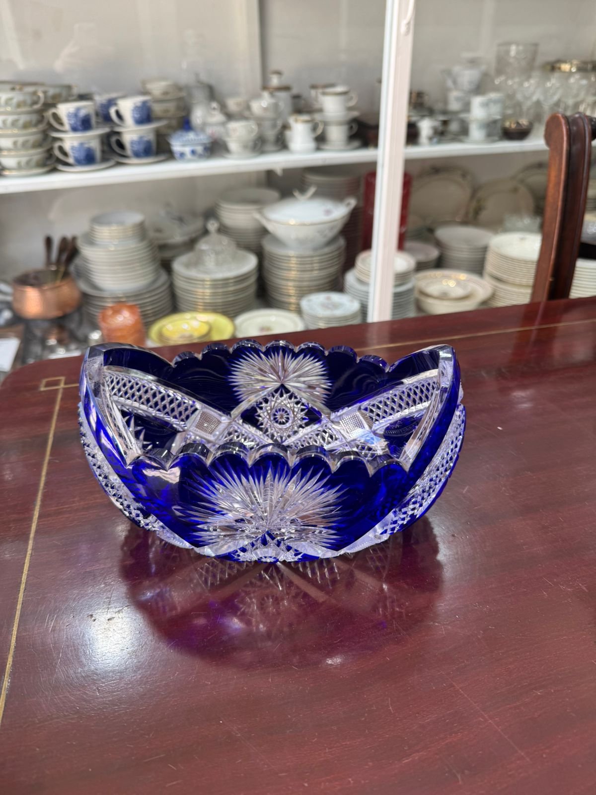 Exquisita jardinera / centro de mesa de cristal súper tallado azul estilo BACCARAT - Image 5