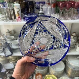 Exquisito cenicero de cristal súper tallado azul