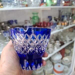 Exquisito cenicero azul cristal super tallado