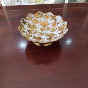 Bombonera o despojador con pie