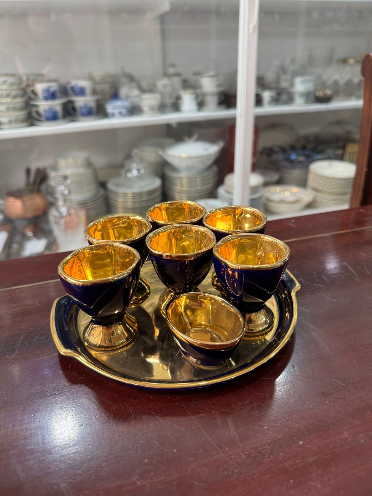 Juego de 6 hueveras con fuente LIMOGES azul cobalto con oro - Image 7