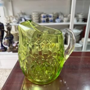 Jarra de cristal tallado