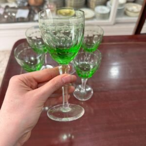Juego de 6 copas verdes de cristal