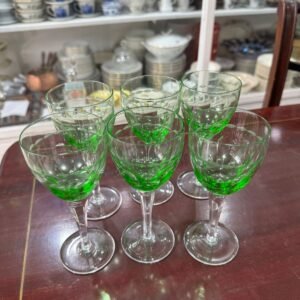 Juego de 6 copas verdes de cristal