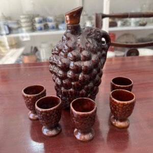 Botellon con 5 vasos