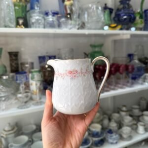 Lechera porcelana tsuji