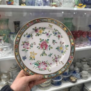 Plato porcelana oriental pintado a mano con oro