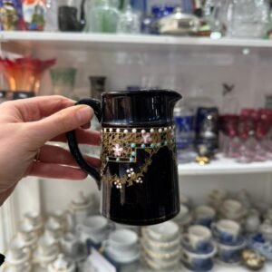 Lechera inglesa pintada a mano