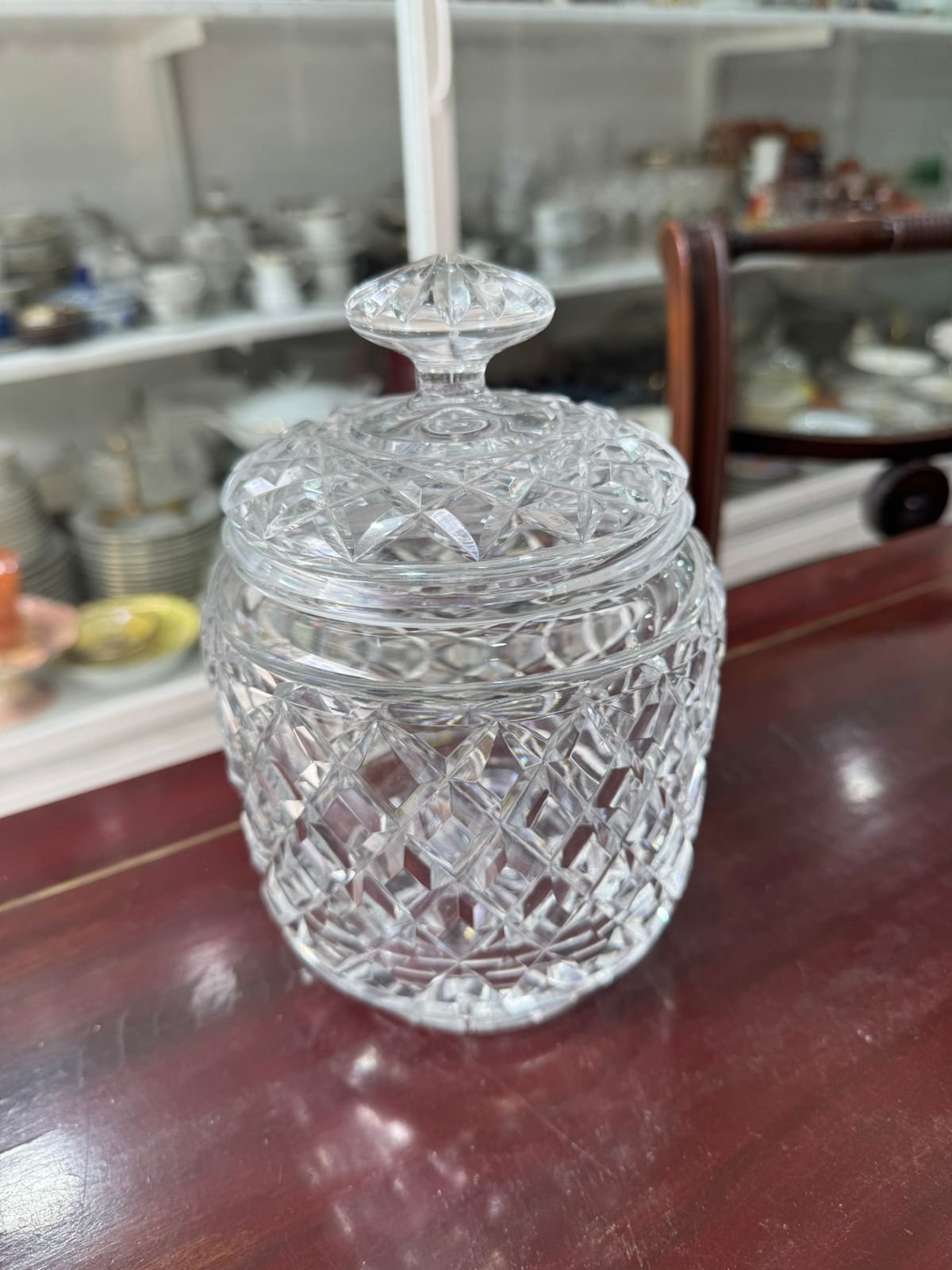 Bombonera de cristal súper tallado estilo baccarat - Image 2