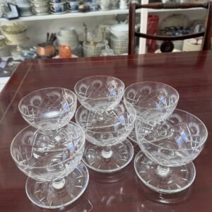 Juego de 6 copas para postre o pomeleras de cristal súper tallado