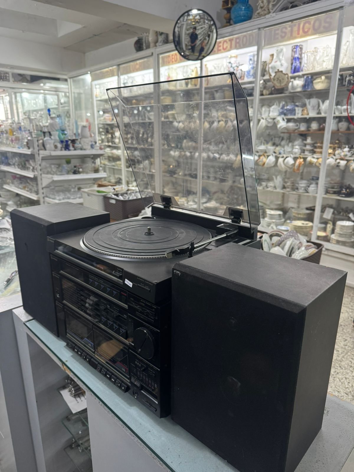 Centro musical HITACHI - Image 8