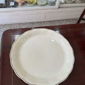 Fuente redonda inglesa grande