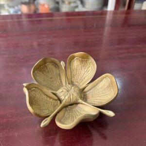 Flor cenicero de bronce