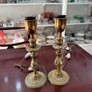 Par de lamparas de bronce