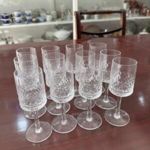 Juego de 12 copas para oporto o licor cristal súper tallado