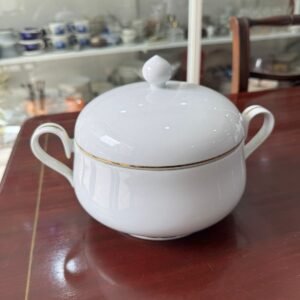 Sopera de porcelana