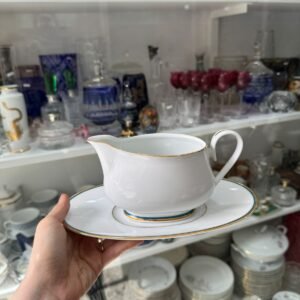 Salsera con fuente de porcelana