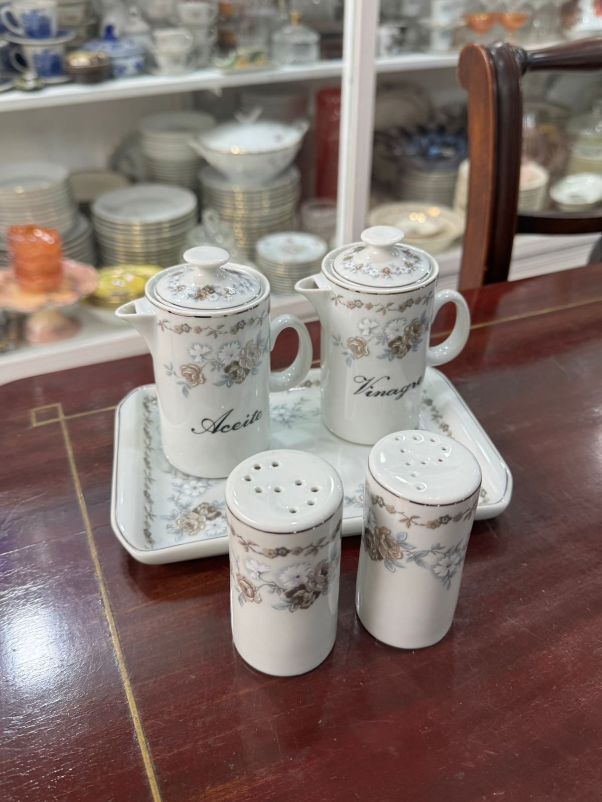 Set de aceitera, vinagrera, salero, pimentero con la fuente de porcelana - Image 5