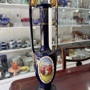 Ánfora con escena victoriana austrica azul cobalto