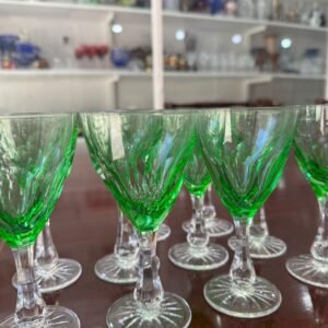 Juego de 10 copas de cristal verdes
