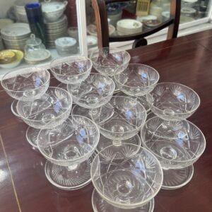 Juego de 11 copas para postre o pomeleras cristal súper tallado