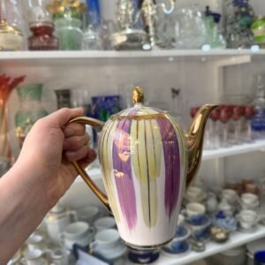 Cafetera de porcelana