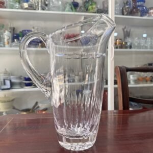 Jarra rosada cristal súper tallado con pico vertedor para retención de hielo