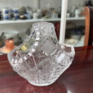 Canasta de cristal súper tallado estilo BACCARAT