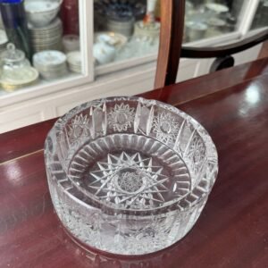 Exquisito cenicero de cristal súper tallado grande