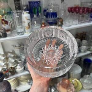 Exquisito cenicero de cristal súper tallado grande