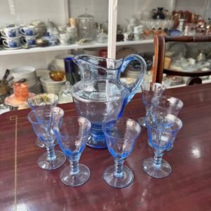 Jarra con 7 copas celeste