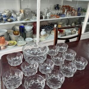 Fuente con tapa con 12 compoteras francesas de vidrio