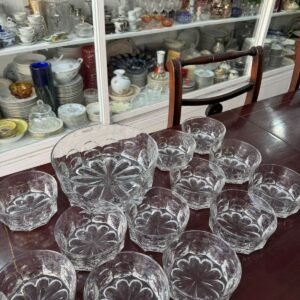 Fuente con tapa con 12 compoteras francesas de vidrio