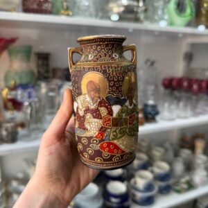 Florero satsuma pintado a mano con oro