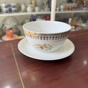 Salsera con fuente de porcelana