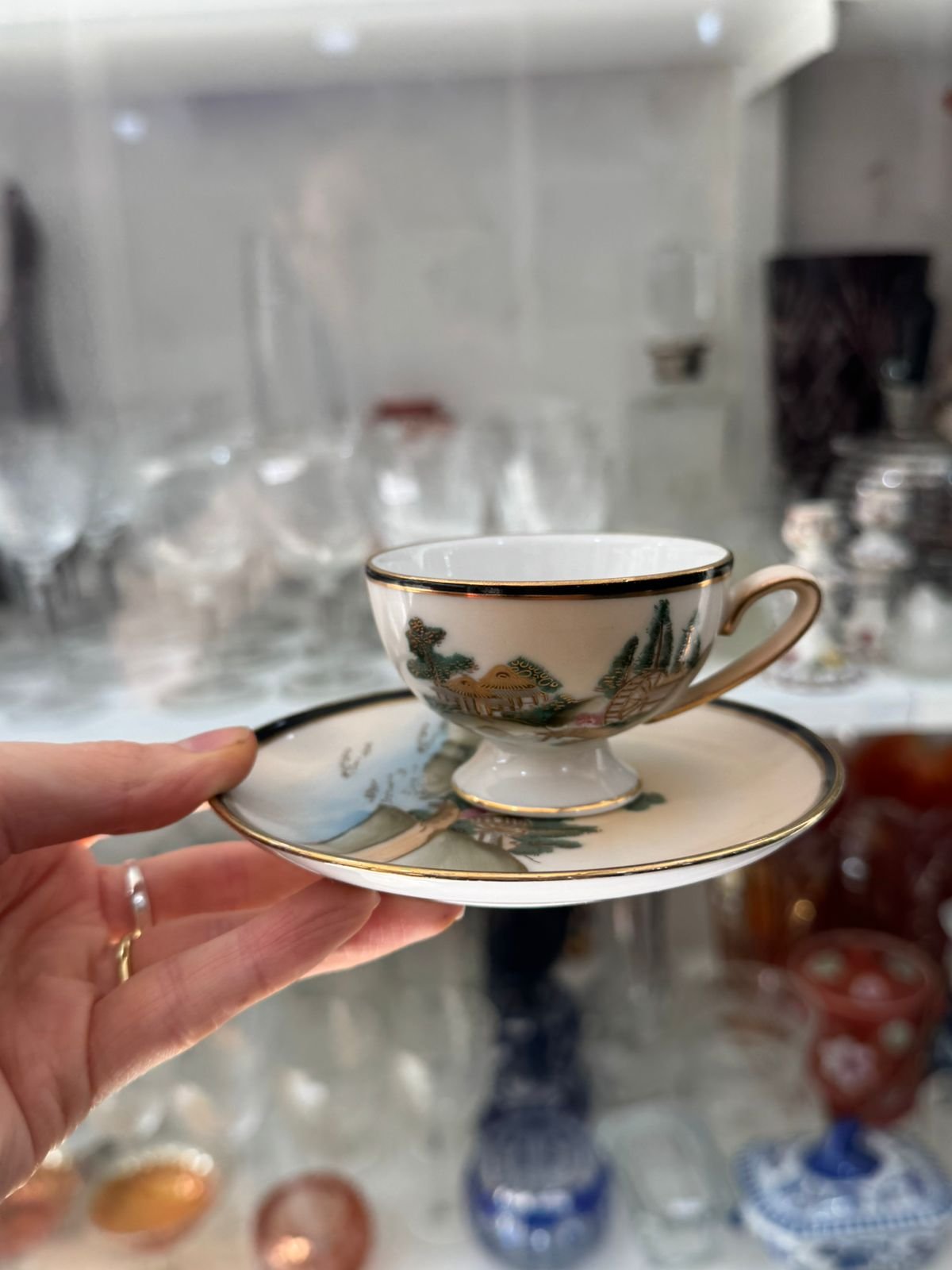 Dúo de café porcelana tsuji pintada a mano con oro - Image 2