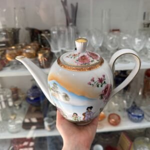 Tetera porcelana tsuji pintada a mano con oro con geishas