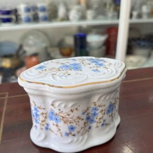 Cofre de porcelana español