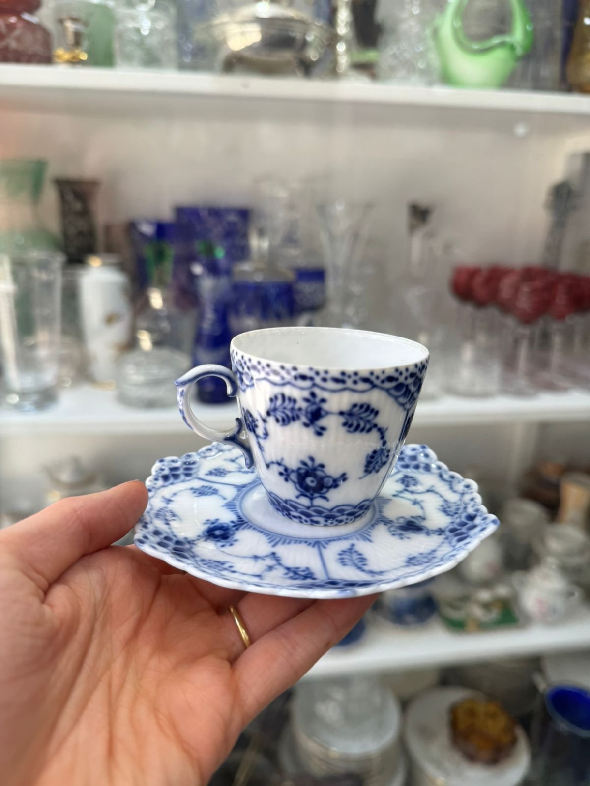 Dúo de café porcelana de colección Royal Copenhagen blue Fluted Porcelana danesa Musselmalet. - Image 6