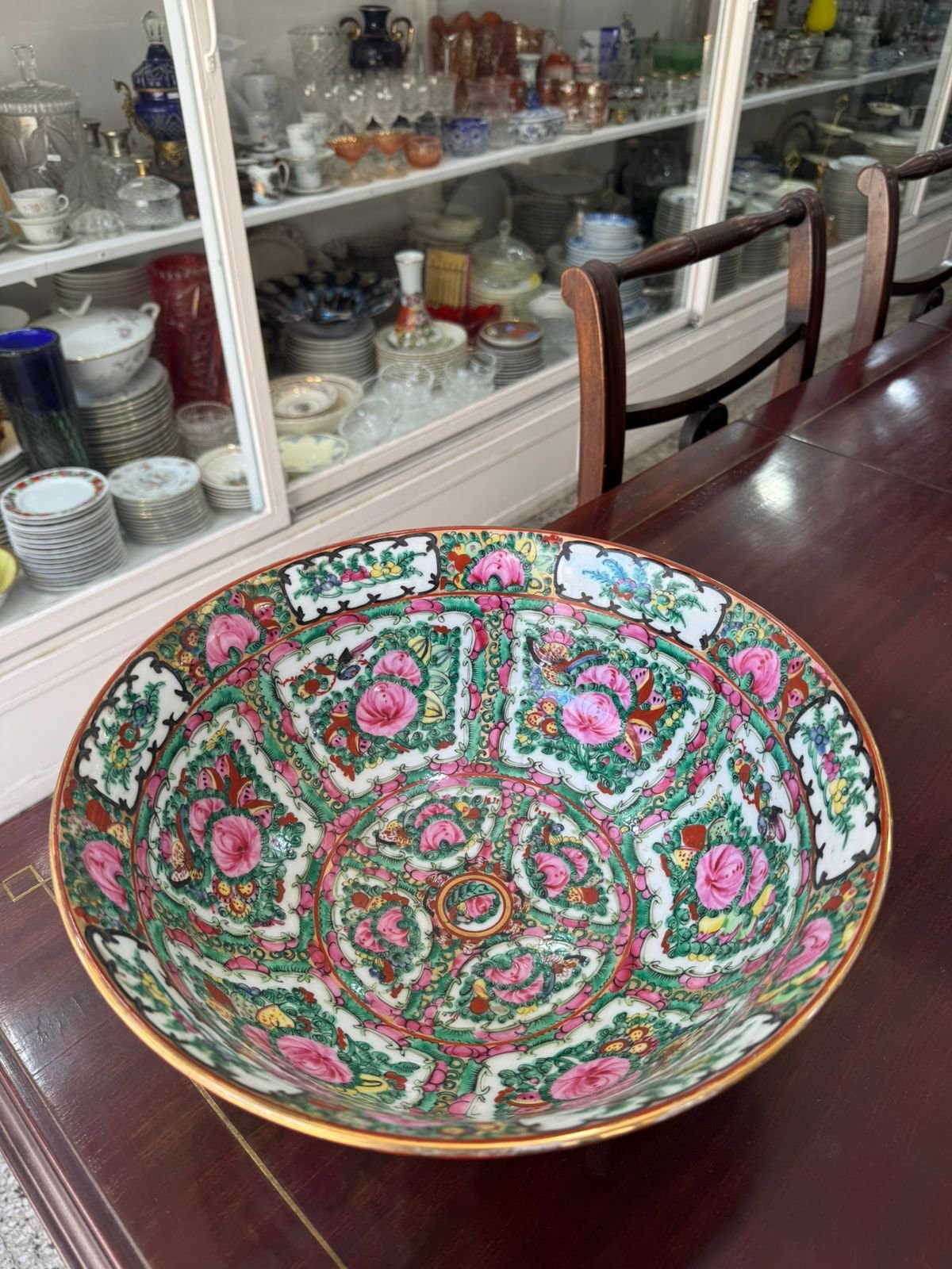 Ensaladera, frutera, centro de mesa grande porcelana oriental pintada a mano con oro - Image 3