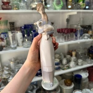 Figura porcelana LLADRO con oveja