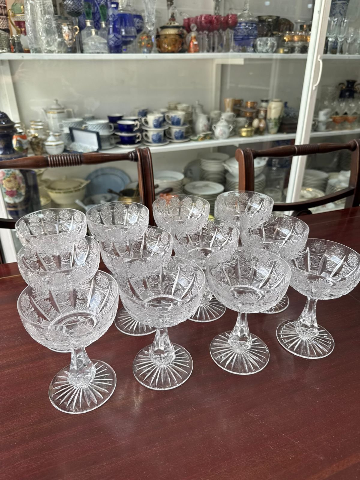 Juego de 12 copas cristal súper tallado estilo BACCATARAT ideal para brindis o postre