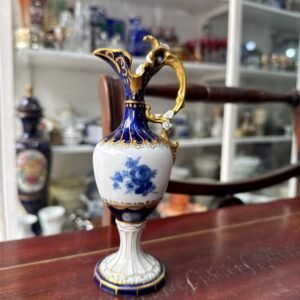 Jarra anfora porcelana checoslovaca pintada a mano con oro ROYAL DUX de colección