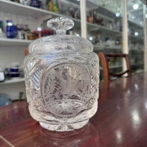 Bombonera de cristal súper tallado