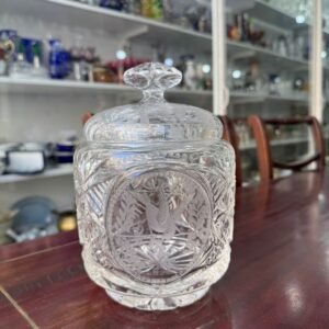 Bombonera de cristal súper tallado