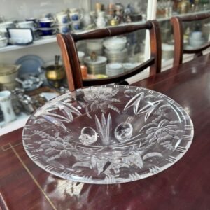 Centro de mesa / frutera con patitas cristal súper tallado