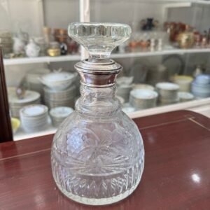 Exquisito botellón de cristal súper tallado con pico plata 925