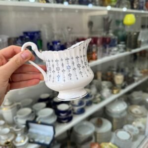 Lechera porcelana ROYAL STANDARD BONE CHINA ENGLAND