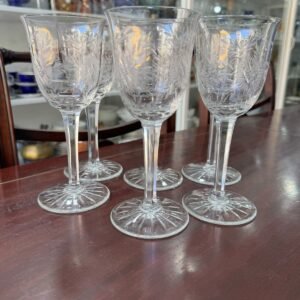 Exquisito juego de 6 copas para agua o vino de cristal súper tallado