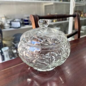 Bombonera de cristal súper tallado